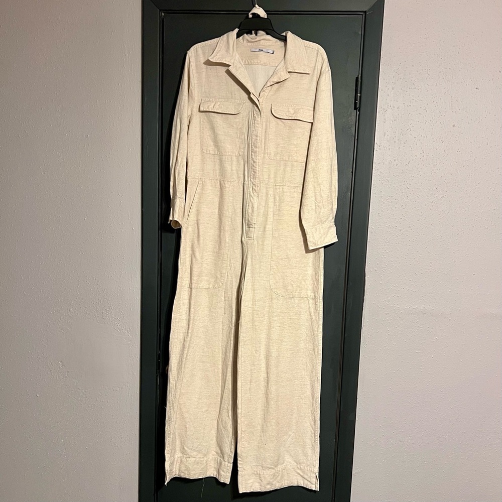 ⭐️BOA Cream Long Sleeve wide leg Jumpsuit with belt